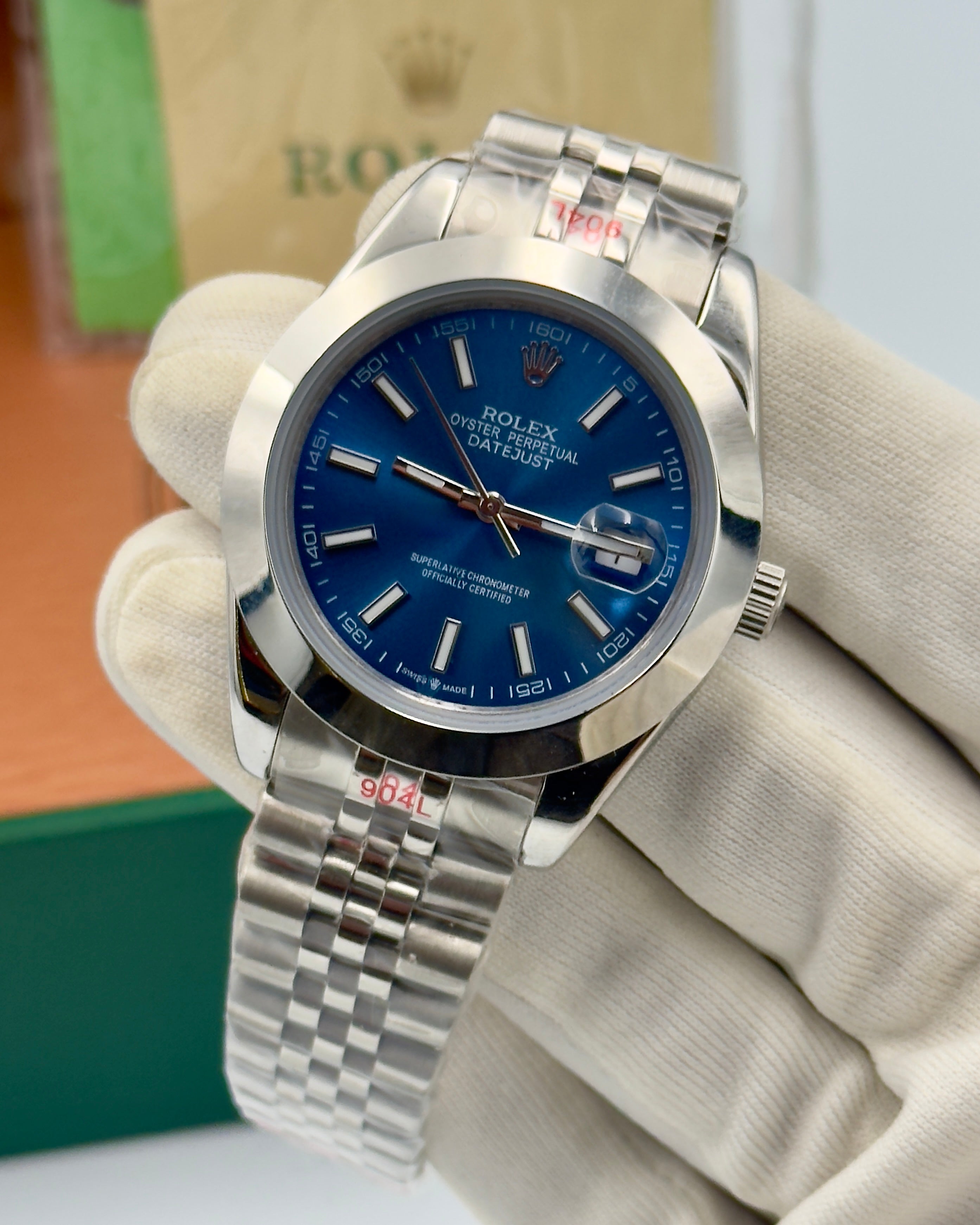 Rolex Datejust – 36mm, blue dial, smooth bezel, jubilee bracelet, stainless steel – ref 126200 – image 1