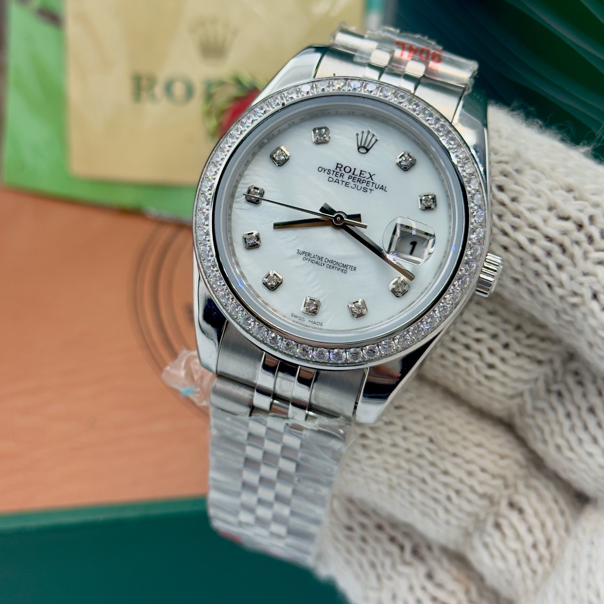 Rolex Datejust – 36mm, white dial, fluted bezel, jubilee bracelet, stainless steel – ref 126284RBR – image 1